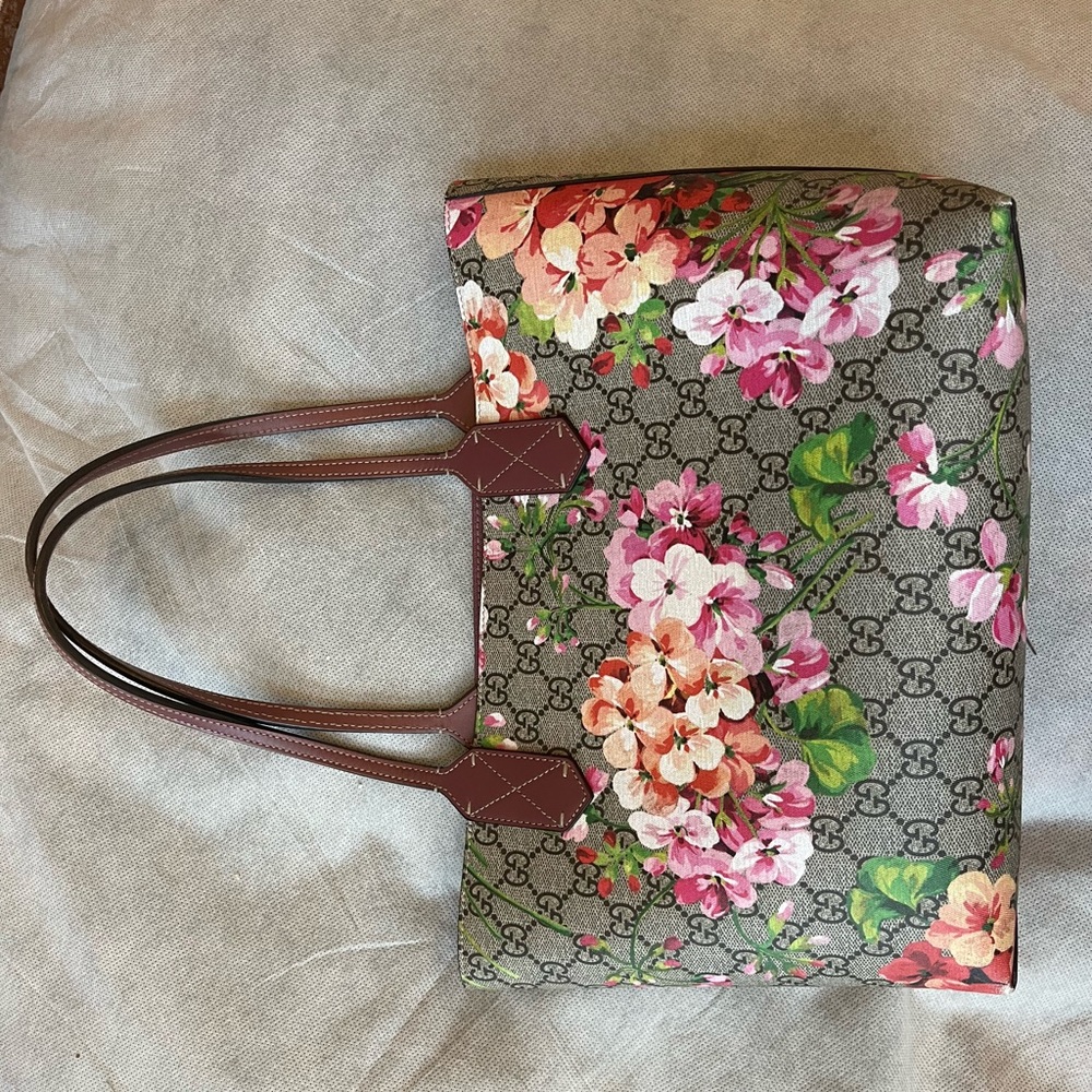 Authentic GUCCI bloom tote